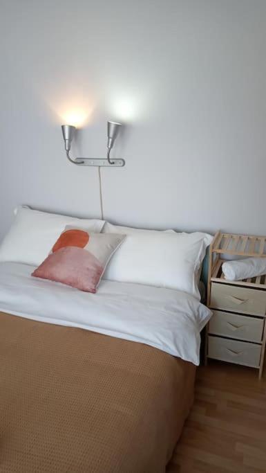 公寓 Ithakis 8: Cozy Family Retreat In Pylaia *
